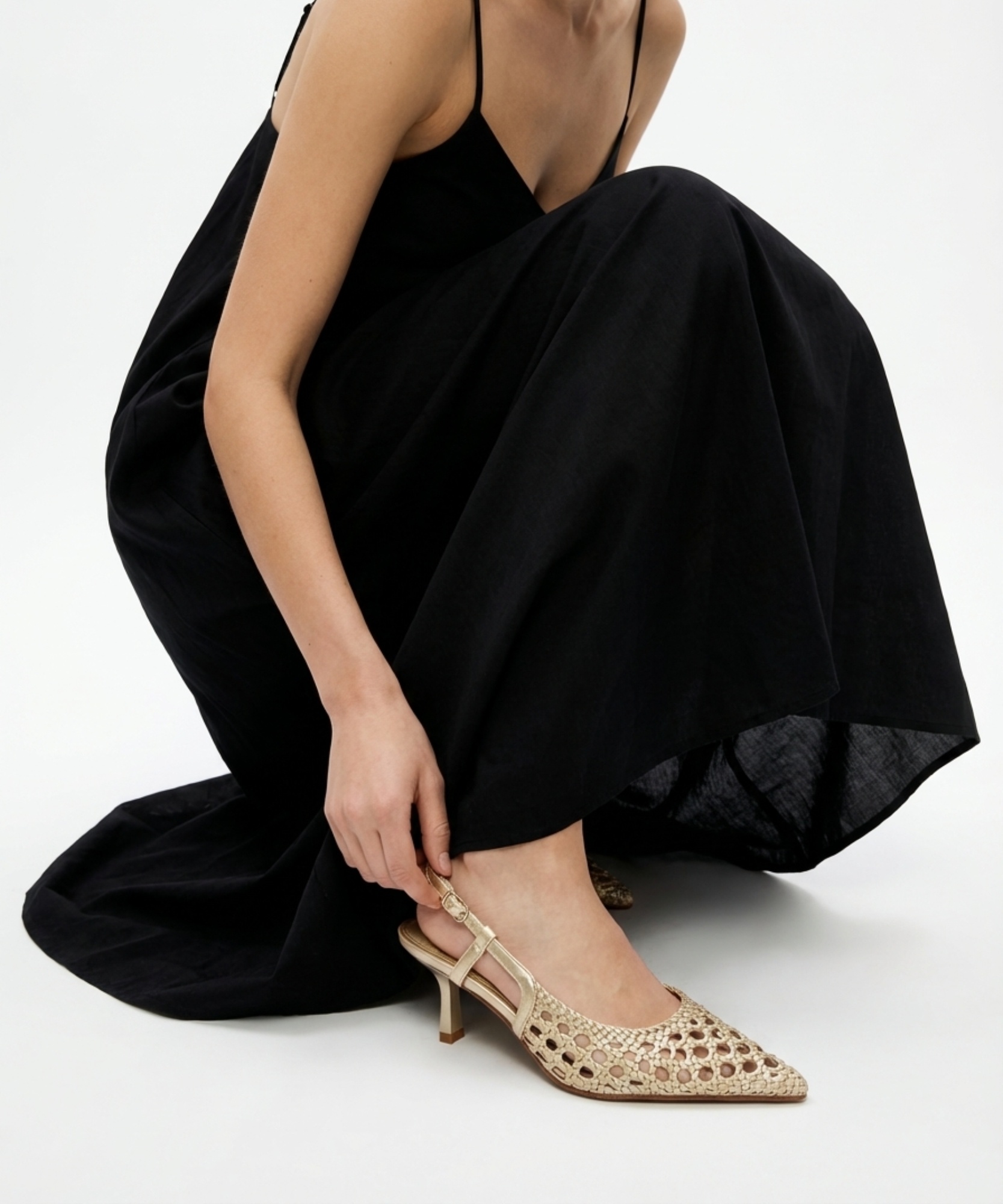 Zapato destalonado trenzado image number null